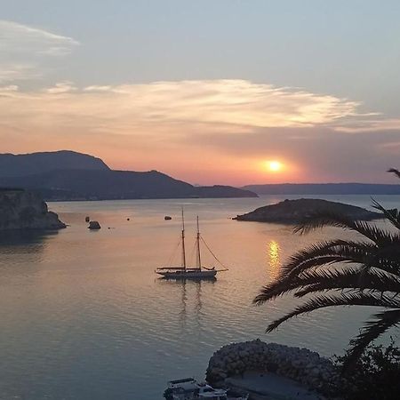 Villa Dina Apartments Almirida Eksteriør bilde