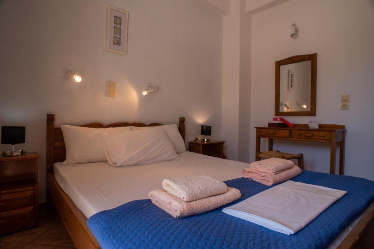 Villa Dina Apartments Almirida Eksteriør bilde