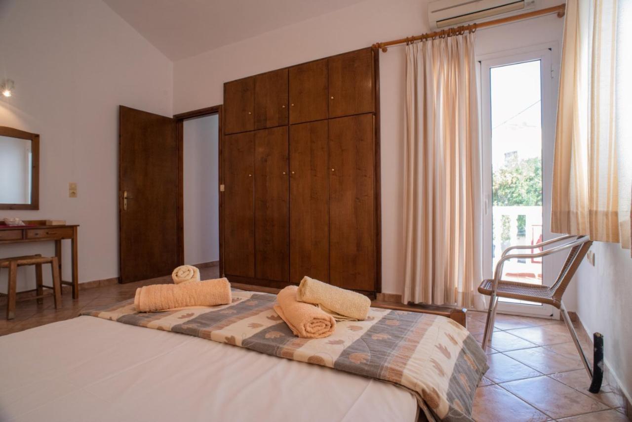 Villa Dina Apartments Almirida Eksteriør bilde