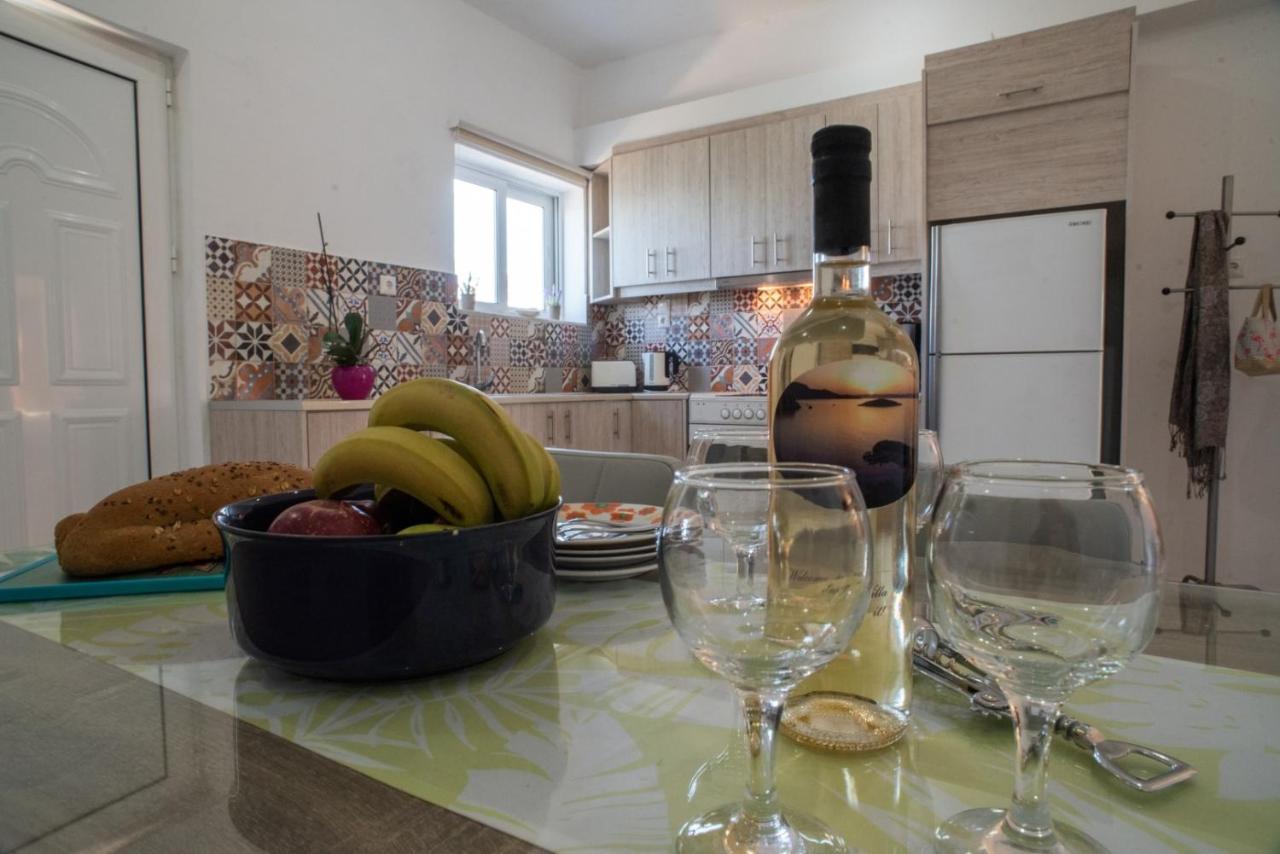 Villa Dina Apartments Almirida Eksteriør bilde