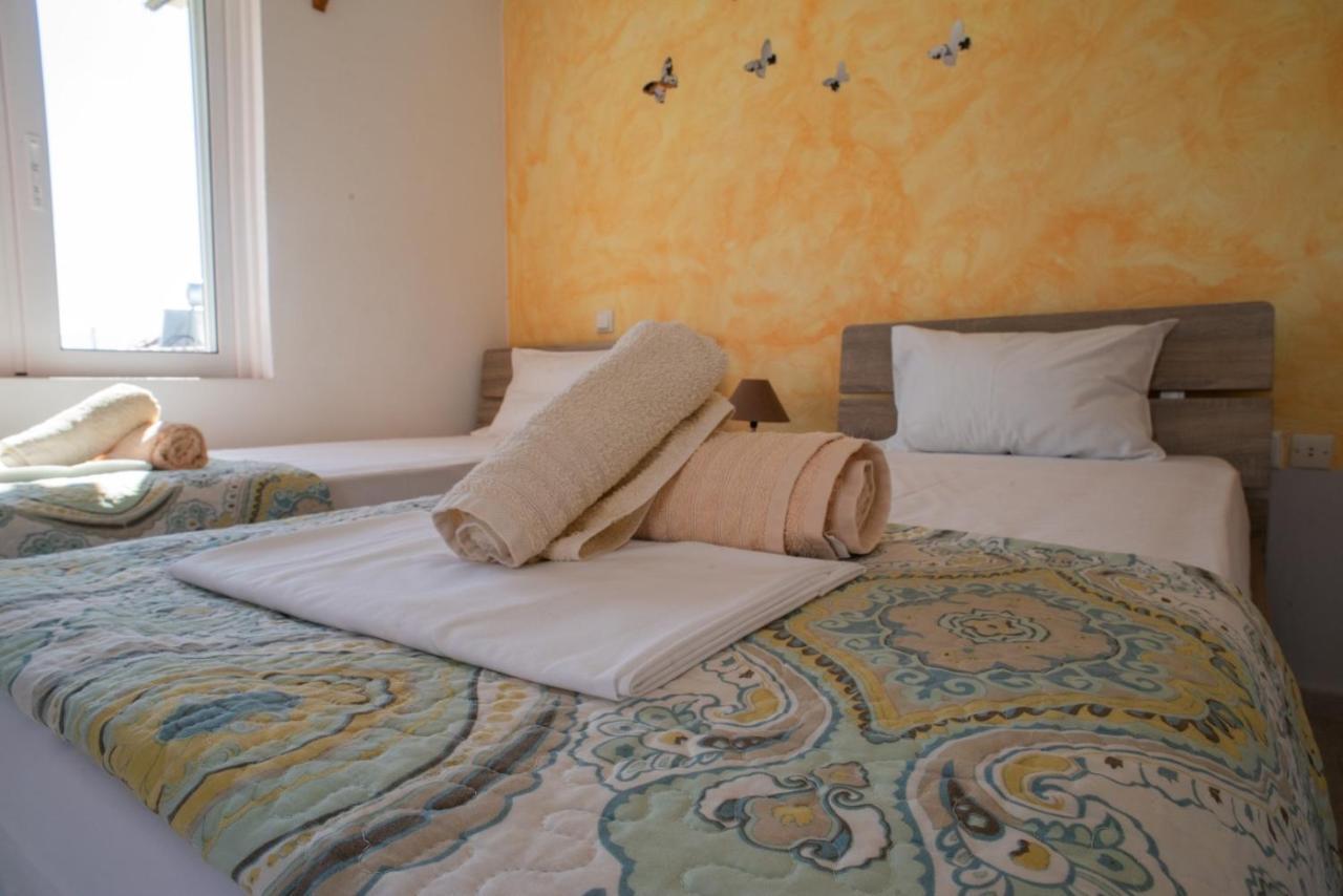 Villa Dina Apartments Almirida Eksteriør bilde